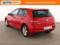 Usado VW Golf VII Advance 105 CV (77 kW) 2015 Rojo Berlina