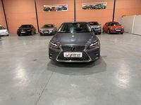 Usado Lexus CT200h Business Edition 136 CV (100 kW) 2020 Gris Utilitario