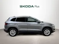 Usado Skoda Karoq Selection 150 CV (110 kW) 2024 Gris SUV