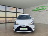 Usado Toyota Yaris Hybrid Active 100 CV (73 kW) 2018 Blanco