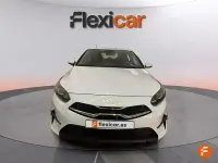 Usado Kia Ceed 136 CV (100 kW) 2023 Blanco Utilitario