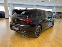 Usado VW Golf VIII GTI 300 CV (220 kW) 2023 Negro Utilitario