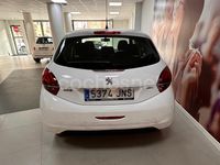 Usado Peugeot 208 Active 82 CV (60 kW) 2015 Blanco Utilitario