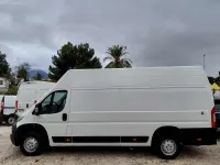Usado Citroën Jumper 140 CV (102 kW) 2021 Blanco Monovolumen