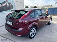Usado Ford Focus 136 CV (100 kW) 2005 Granate Berlina