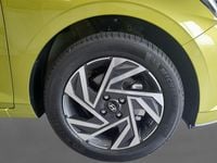 Usado Hyundai i20 Blackline 100 CV (73 kW) 2025 Lima lucid (techo negro) Utilitario