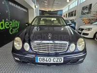 Usado Mercedes E270 Elegance 177 CV (130 kW) 2004 Azul Berlina