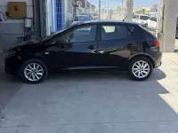 Usado Seat Ibiza ST Reference 90 CV (66 kW) 2016 Negro Familiar