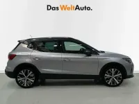 Usado Seat Arona Xperience 110 CV (80 kW) 2022 Gris SUV