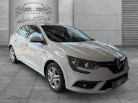 Usado Renault Mégane IV Business 115 CV (84 kW) 2020 Blanco Berlina
