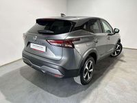 Begagnad Nissan Qashqai N-Connecta 158 HK (116 kW) 2024 Grå SUV