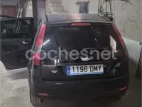Usado Ford Fiesta Trend 68 CV (50 kW) 2005 Negro Utilitario