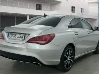 Usado Mercedes CLA200 136 CV (100 kW) 2017 Gris / plata Coupe