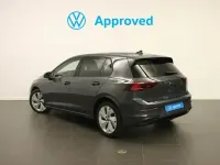 Usado VW Golf VIII 115 CV (84 kW) 2025 Gris Berlina