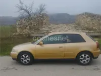 Usado Audi A3 Attraction 110 CV (80 kW) 1998 Beige Utilitario