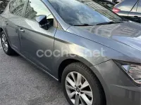 Usado Seat Leon Reference 110 CV (80 kW) 2017 Gris / plata Berlina