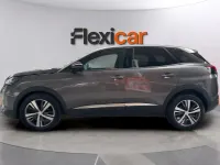 Usado Peugeot 3008 Allure 131 CV (96 kW) 2023 Gris SUV