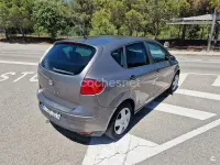 Usado Seat Altea Sport 102 CV (75 kW) 2005 Gris / plata Monovolumen