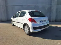 Usado Peugeot 207 70 CV (51 kW) 2011 Blanco Berlina