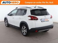 Usado Peugeot 2008 Allure 131 CV (96 kW) 2017 Blanco SUV