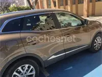 Usado Renault Kadjar Intens 130 CV (95 kW) 2017 Marrón SUV