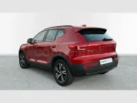 Usado Volvo XC40 Plus 163 CV (119 kW) 2025 Rojo SUV