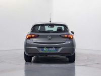 Usado Opel Astra Design & Tech 110 CV (80 kW) 2021 Gris Utilitario