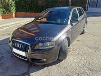 Usado Audi A3 Ambiente 140 CV (102 kW) 2006 Gris / plata Utilitario