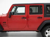 Usado Jeep Wrangler Unlimited Sport 200 CV (147 kW) 2015 Rojo SUV