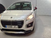 Usado Peugeot 3008 Allure 120 CV (88 kW) 2015 Blanco Familiar