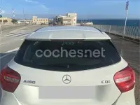Usado Mercedes A180 Urban 109 CV (80 kW) 2015 Blanco Berlina