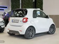 Usado Smart ForTwo Coupé Brabus 90 CV (66 kW) 2018 Blanco Coupe
