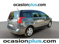 Usado Peugeot 5008 Sport 156 CV (114 kW) 2011 Gris Monovolumen