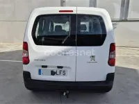 Usado Peugeot Rifter Access 100 CV (73 kW) 2020 Blanco Monovolumen