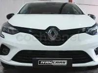 Usado Renault Clio V Intens 100 CV (73 kW) 2021 Blanco Berlina