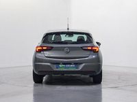 Usado Opel Astra Design & Tech 110 CV (80 kW) 2021 Gris Berlina