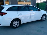 Usado Toyota Auris Active 90 CV (66 kW) 2017 Blanco Familiar