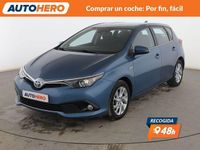 Usado Toyota Auris Hybrid Advance 136 CV (100 kW) 2017 Azul Berlina