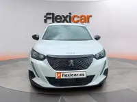 Usado Peugeot 2008 Active 100 CV (73 kW) 2023 Blanco SUV