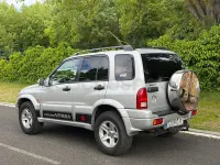 Usado Suzuki Grand Vitara 109 CV (80 kW) 2003 Gris / plata SUV