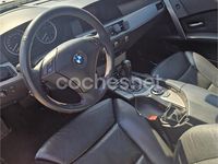 Usado BMW 530 231 CV (169 kW) 2006 Gris / plata Familiar