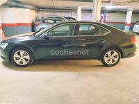 Usado Skoda Superb Ambition 150 CV (110 kW) 2017 Negro Berlina