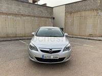 Usado Opel Astra Selective 110 CV (80 kW) 2012 Gris / plata Berlina