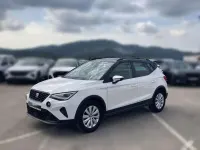 Usado Seat Arona Style Plus 110 CV (80 kW) 2021 Blanco SUV