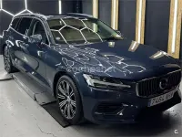 Usado Volvo V60 Inscription 340 CV (250 kW) 2020 Azul Familiar