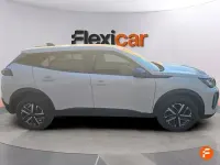 Usado Peugeot 2008 Active 100 CV (73 kW) 2023 Gris SUV