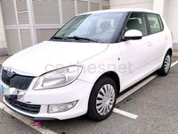 Usado Skoda Fabia Elegance 105 HP (77 kW) 2014 Branco Sedan