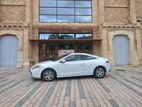 Usado Renault Laguna Coupé 150 CV (110 kW) 2011 Blanco Coupe