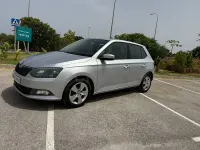 Usado Skoda Fabia Style 90 CV (66 kW) 2017 Gris / plata Berlina