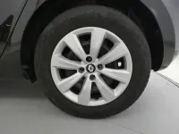 Usado Renault Clio V SE 67 CV (49 kW) 2023 Negro Utilitario